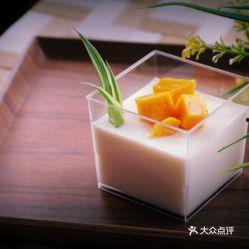 布丁喵吃瓜,揭秘娱乐圈那些不为人知的幕后故事