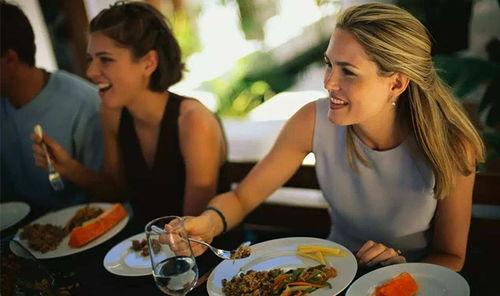 吃瓜妙妙屋拍摄,揭秘娱乐圈幕后故事