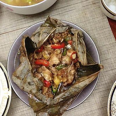 吃瓜小熊荷叶鸡